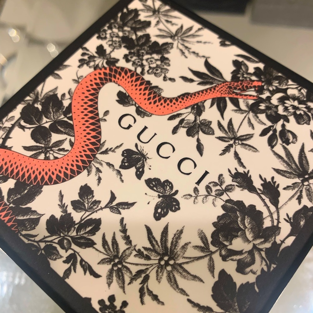 Gucci neckless - Picture 2 of 4